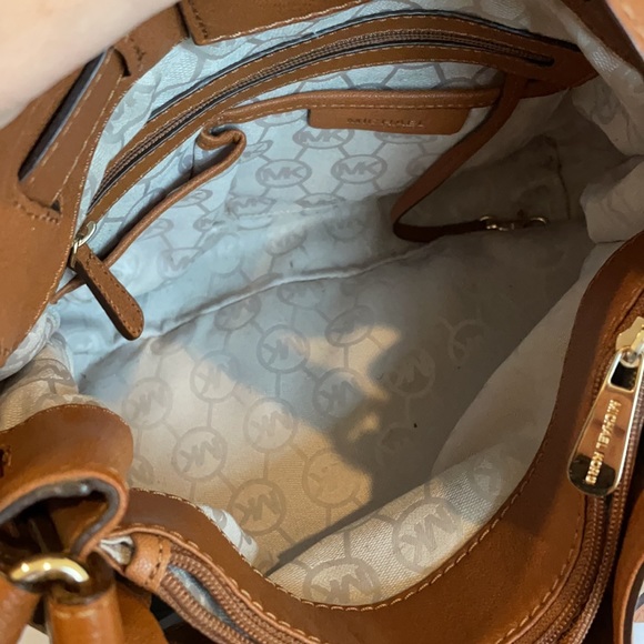 Michael Kors cognac leather handbag - Picture 4 of 6